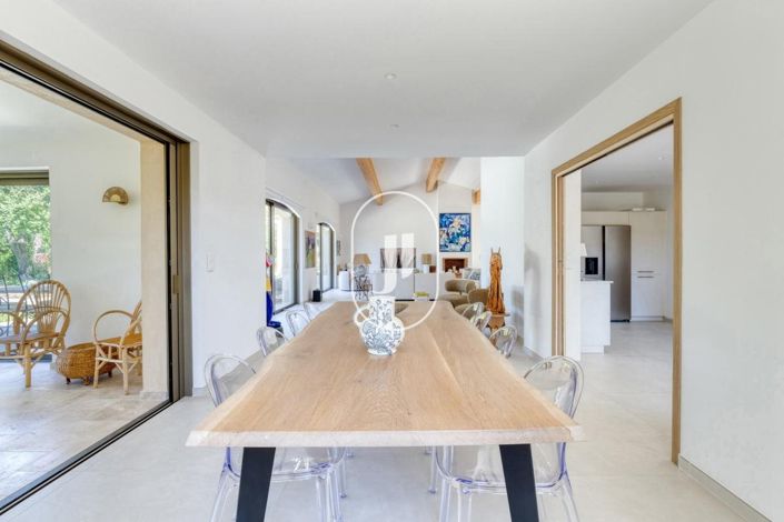 Image No.5-5 Bed House for sale