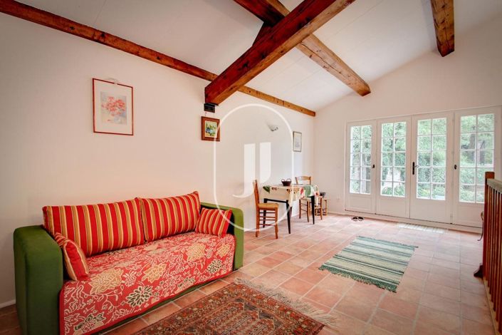 Image No.11-3 Bed House for sale