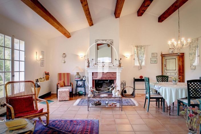 Image No.6-3 Bed House for sale