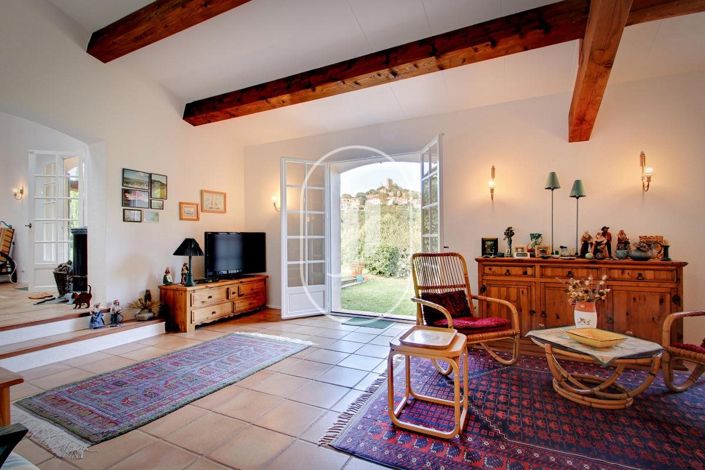 Image No.7-3 Bed House for sale