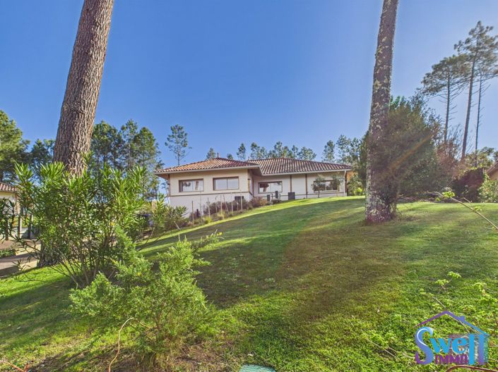 Image No.6-5 Bed Property for sale