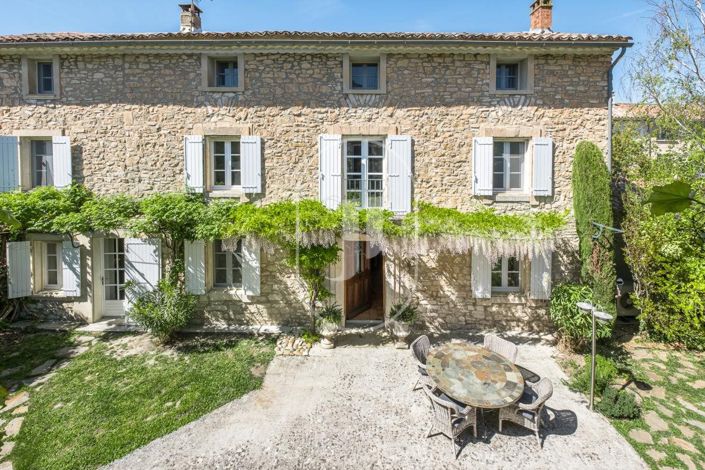 Image No.2-6 Bed House for sale