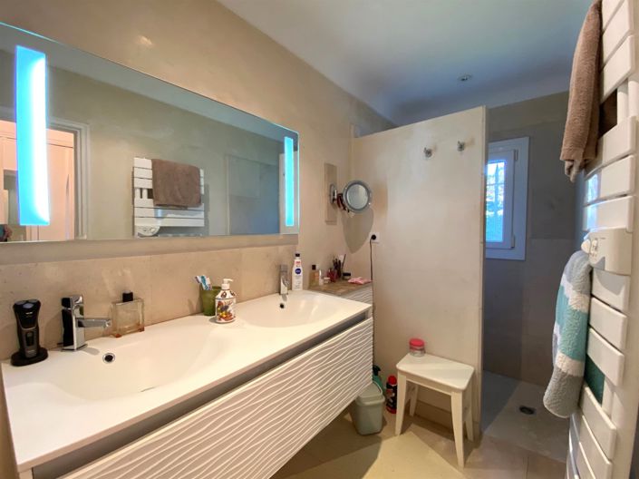 Image No.18-2 Bed House for sale