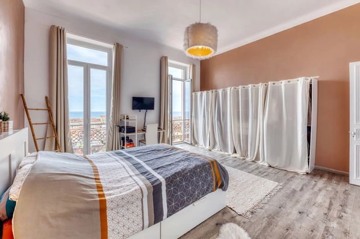 Image No.5-Apartment for sale