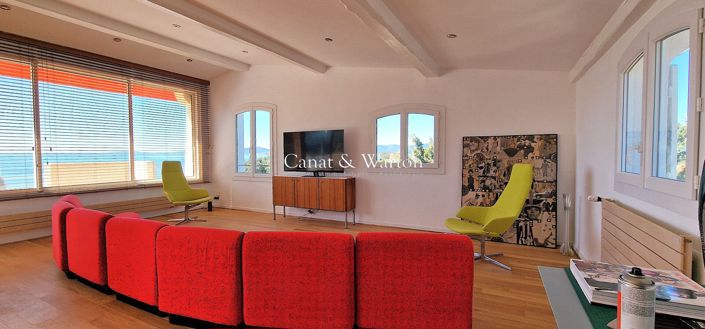 Image No.6-9 Bed Property for sale