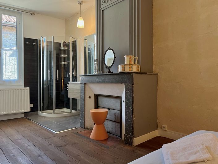 Image No.14-6 Bed House for sale
