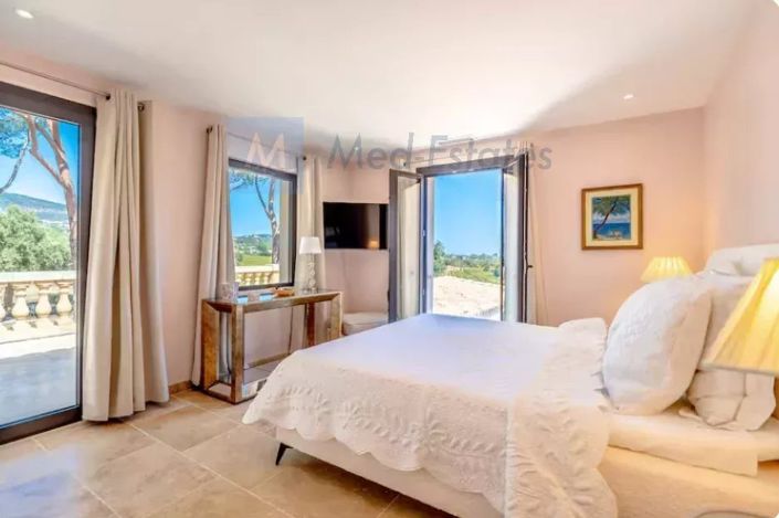 Image No.13-9 Bed House for sale