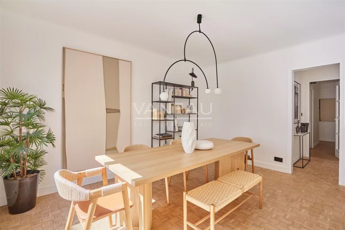 Image No.12-3 Bed Apartment for sale