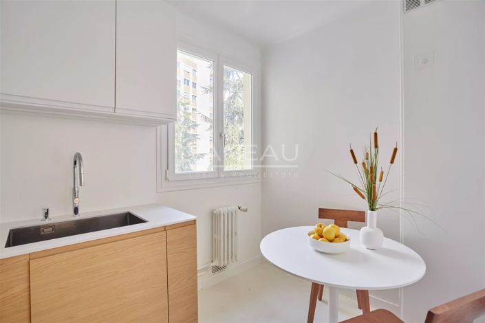 Image No.17-3 Bed Apartment for sale