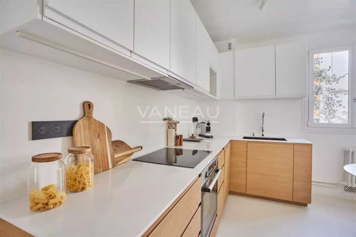 Image No.18-3 Bed Apartment for sale