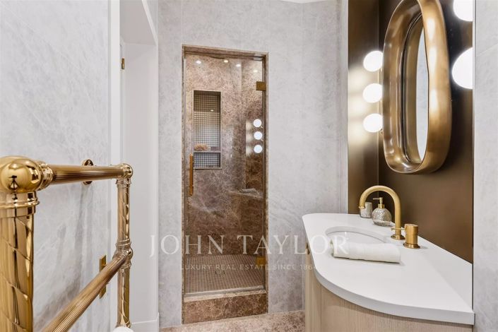 Image No.24-3 Bed Apartment for sale