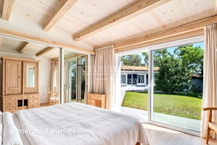 Image No.11-4 Bed House for sale