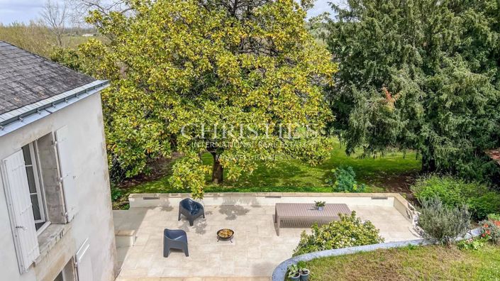 Image No.24-5 Bed House for sale