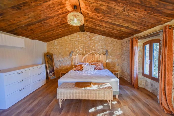 Image No.22-3 Bed House for sale