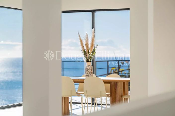 Image No.2-4 Bed House for sale