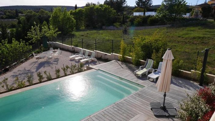 Image No.8-4 Bed House for sale