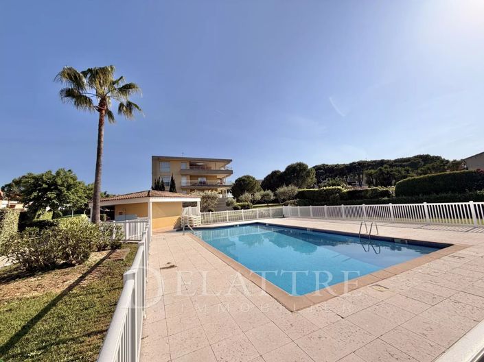 Image No.2-Appartement de 3 chambres à vendre à Antibes
