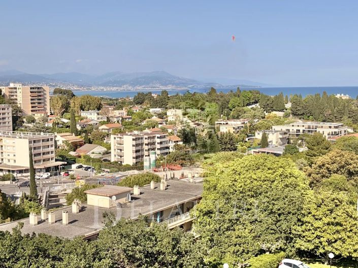 Image No.3-Appartement de 3 chambres à vendre à Antibes