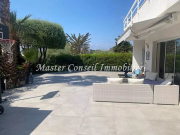 1 - Le Cannet, Apartment