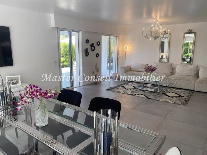 Image No.5-Apartment for sale