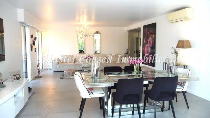 Image No.8-Apartment for sale