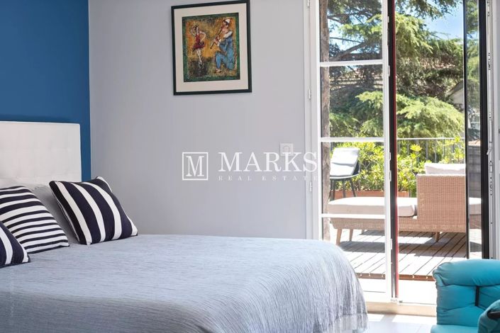 Image No.26-5 Bed House for sale