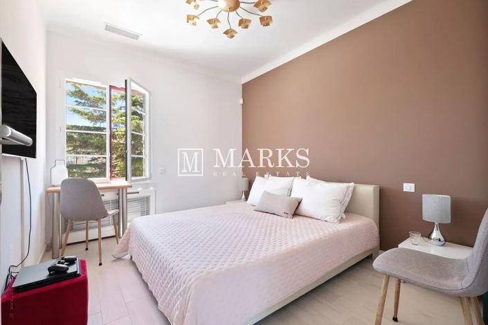Image No.28-5 Bed House for sale