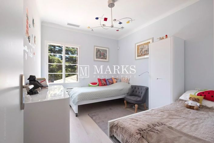 Image No.29-5 Bed House for sale