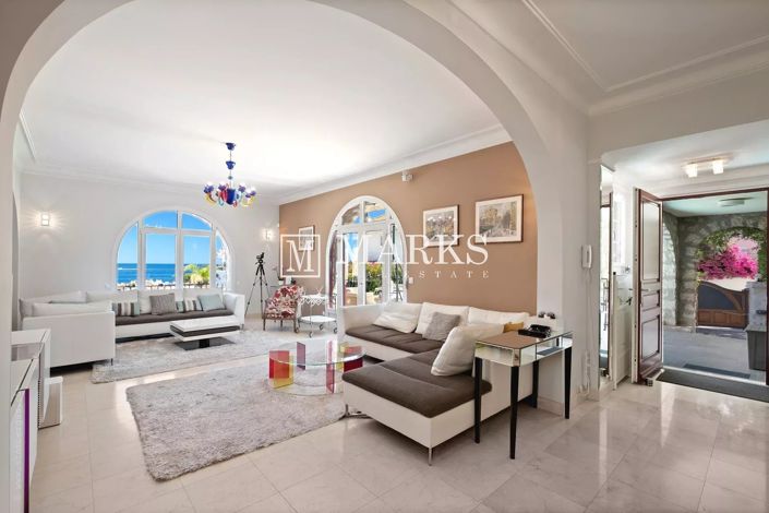 Image No.4-5 Bed House for sale