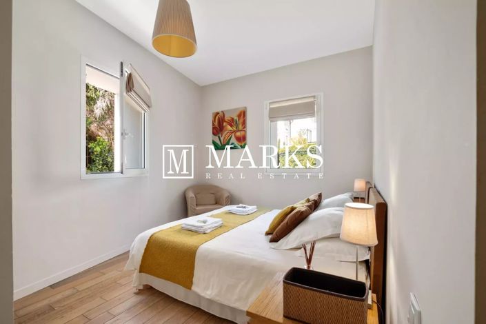 Image No.13-3 Bed Apartment for sale