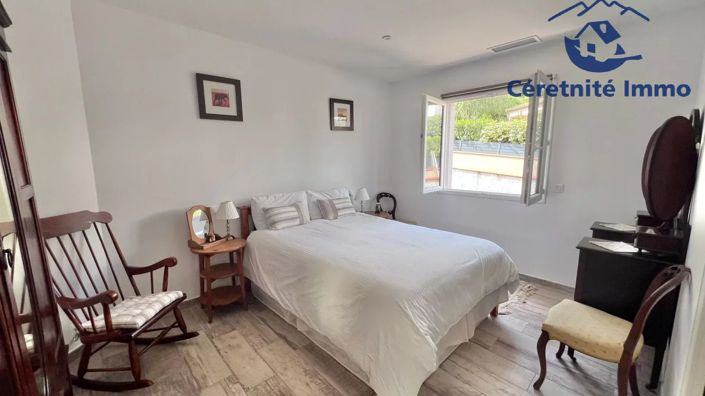 Image No.14-4 Bed House for sale