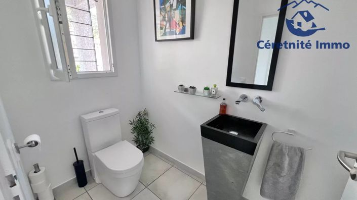 Image No.36-4 Bed House for sale