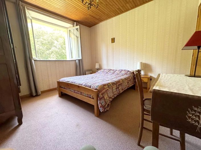 Image No.21-12 Bed Property for sale