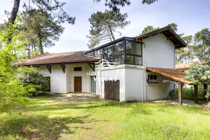 Image No.10-7 Bed House for sale
