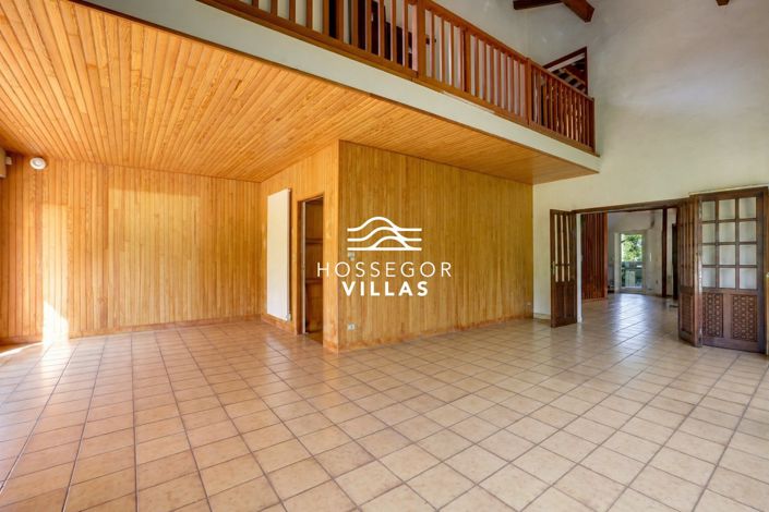 Image No.5-7 Bed House for sale