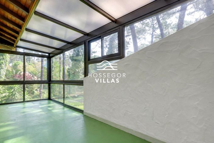 Image No.8-7 Bed House for sale