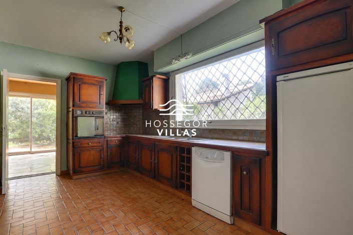 Image No.9-7 Bed House for sale