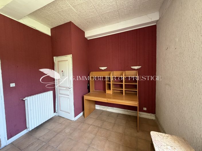 Image No.10-5 Bed House for sale