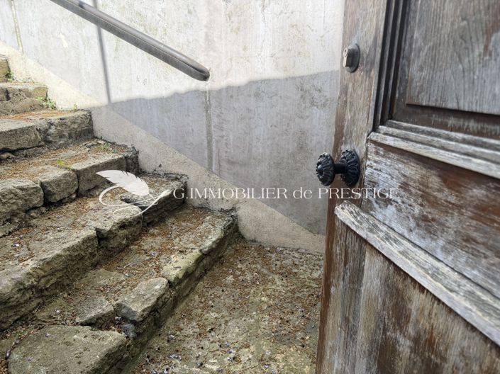 Image No.18-5 Bed House for sale