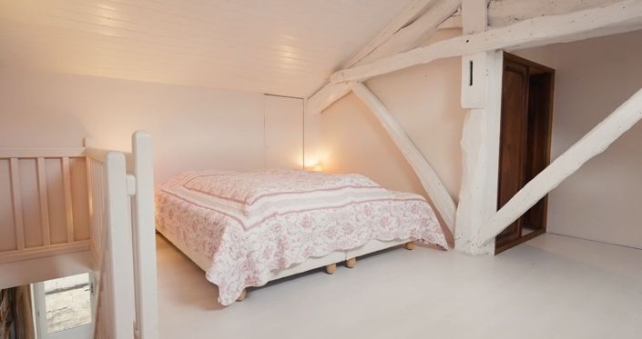 Image No.21-5 Bed House for sale