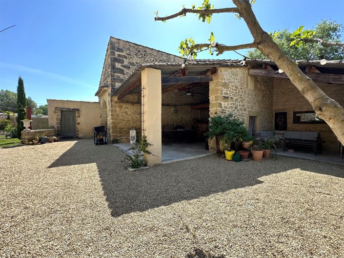 Image No.3-Maison de 4 chambres à vendre à Uzès