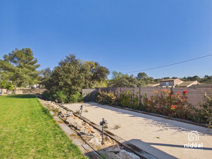 Image No.24-4 Bed House for sale