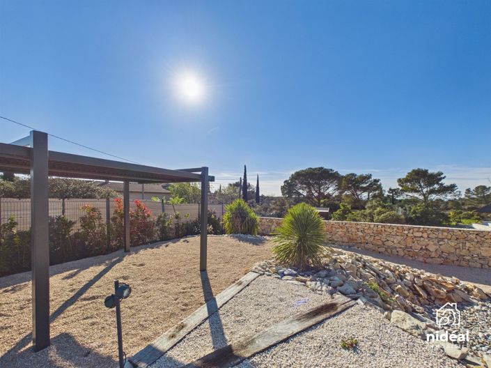 Image No.25-4 Bed House for sale