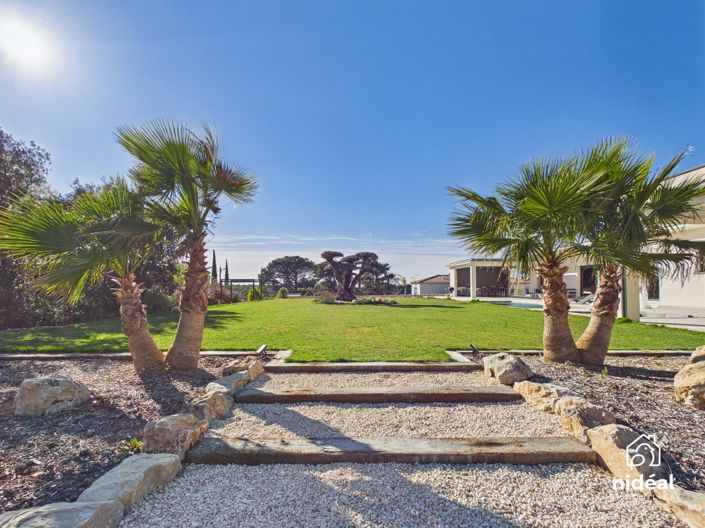 Image No.6-4 Bed House for sale