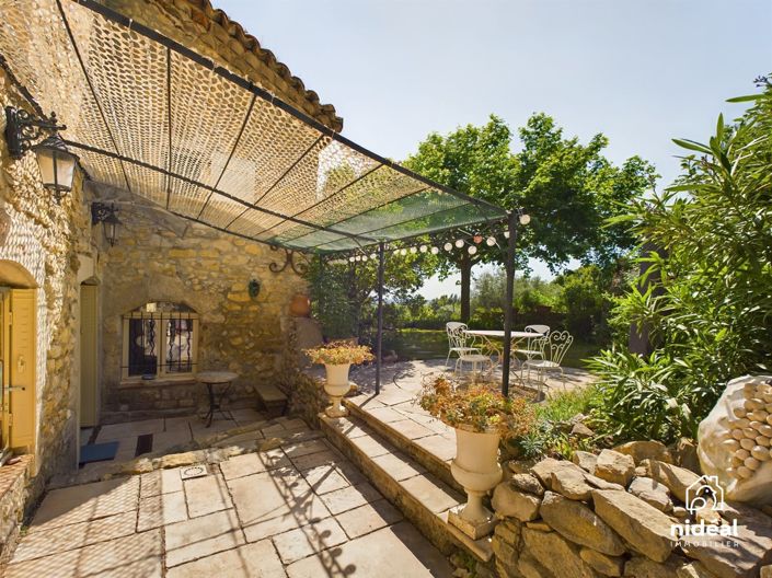 Image No.2-8 Bed House for sale
