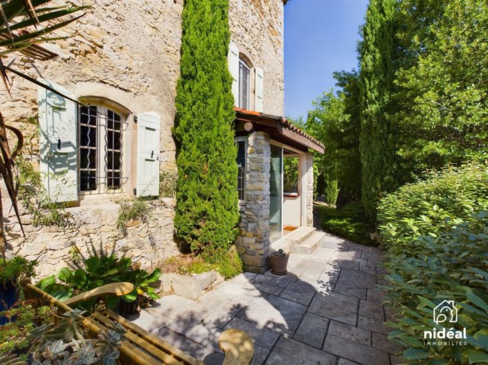 Image No.5-8 Bed House for sale