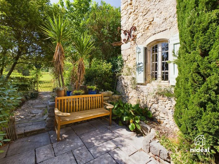 Image No.8-8 Bed House for sale