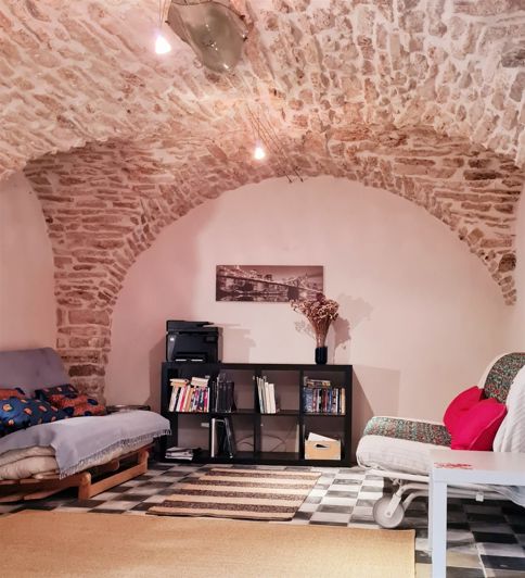 Image No.14-7 Bed House for sale