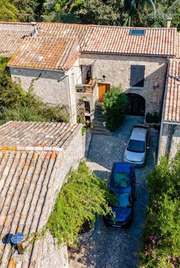 Image No.21-7 Bed House for sale