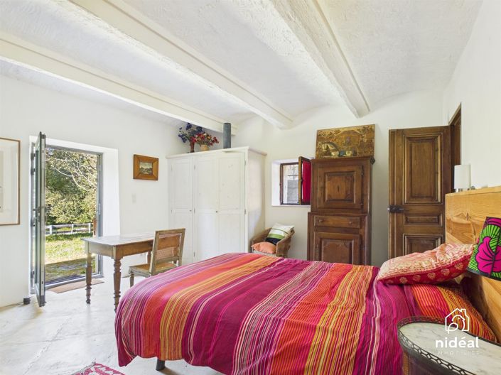Image No.13-5 Bed House for sale